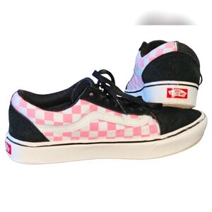 Vans Old Skool checked Pink and black Comfy Cush size 10.5 Woman or 9 men